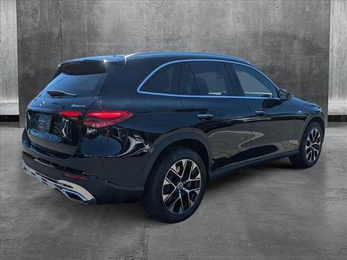 2025 Mercedes-Benz GLC 350e Base