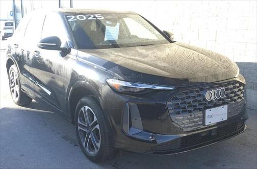 2025 Audi Q5 Premium