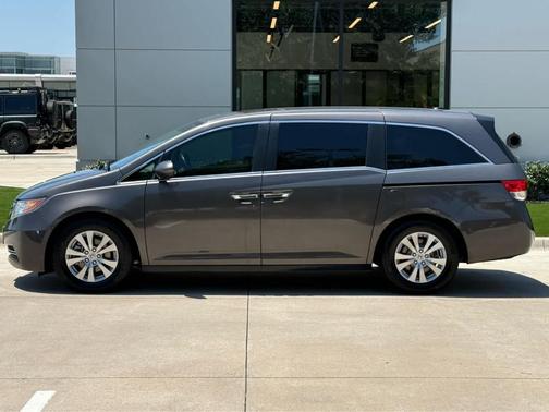 Silver 2014 Honda Odyssey EX-L
