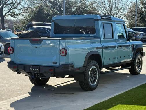 2025 INEOS Grenadier Quartermaster FIELDMASTER EDITION