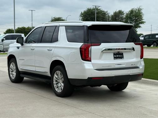 White Frost Tri-Coat 2021 GMC Yukon SLT