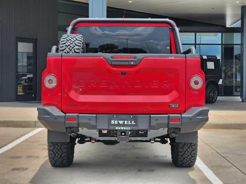 2025 INEOS Grenadier Quartermaster FIELDMASTER EDITION