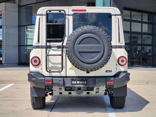 2025 INEOS Grenadier FIELDMASTER EDITION