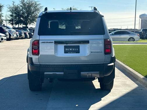 2024 Toyota Land Cruiser 