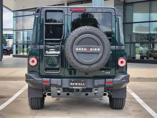 Green 2026 INEOS Grenadier FIELDMASTER EDITION