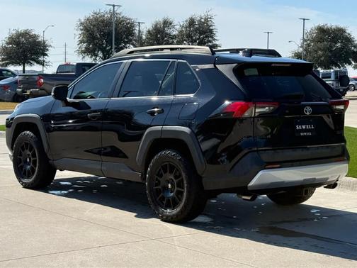 2019 Toyota RAV4 Adventure