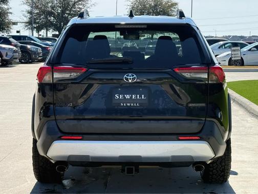 2019 Toyota RAV4 Adventure
