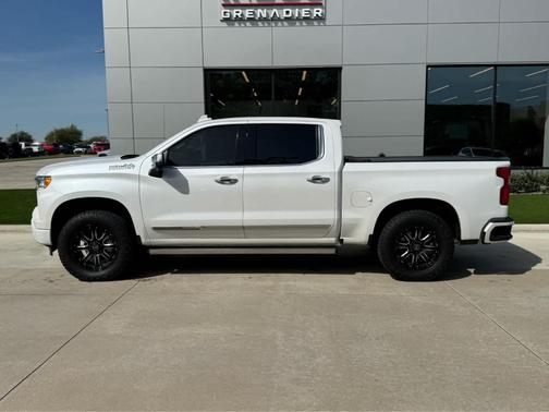 2022 Chevrolet Silverado 1500 High Country