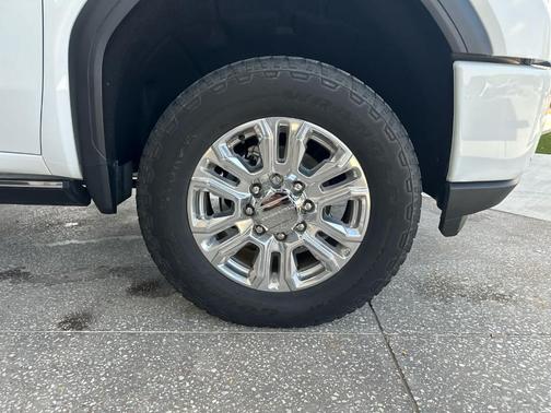 2023 GMC Sierra 2500 Denali