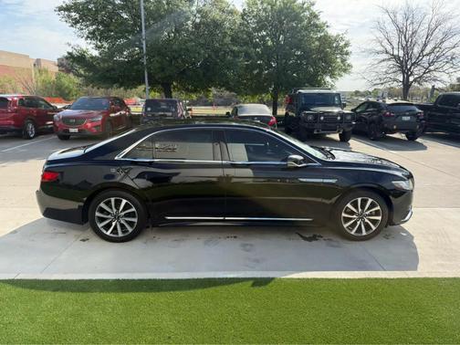 2019 Lincoln Continental Standard
