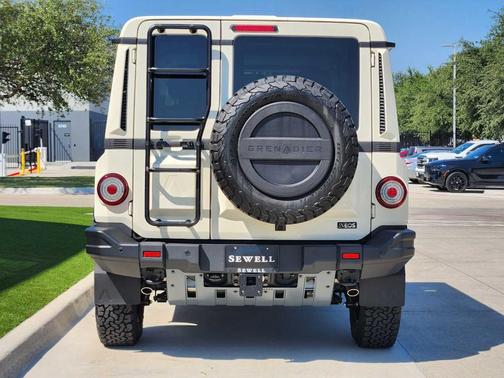 2025 INEOS Grenadier FIELDMASTER EDITION