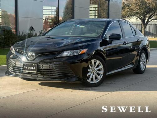 2020 Toyota Camry LE