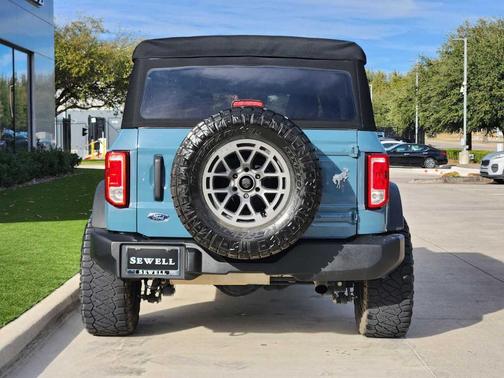 2022 Ford Bronco Base