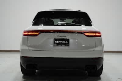 2023 Porsche Cayenne 