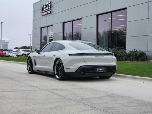 2021 Porsche Taycan Turbo S