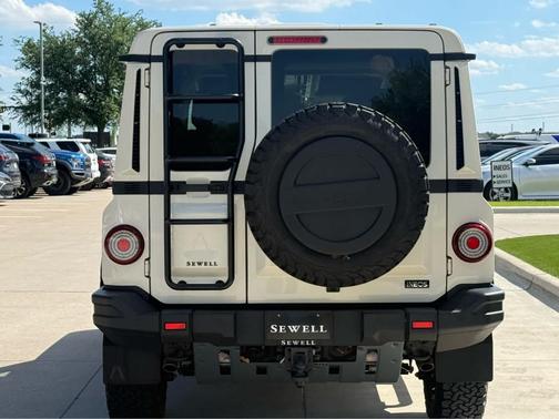 2025 INEOS Grenadier 