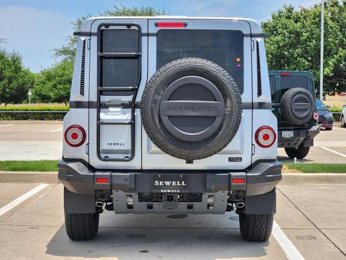2025 INEOS Grenadier FIELDMASTER EDITION