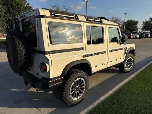 2025 INEOS Grenadier FIELDMASTER EDITION