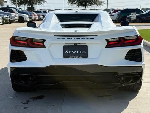 2025 Chevrolet Corvette Stingray w/2LT