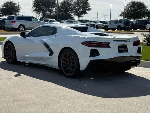 2025 Chevrolet Corvette Stingray w/2LT