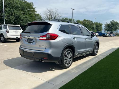 Ice Silver Metallic 2021 Subaru Ascent Touring 7-Passenger