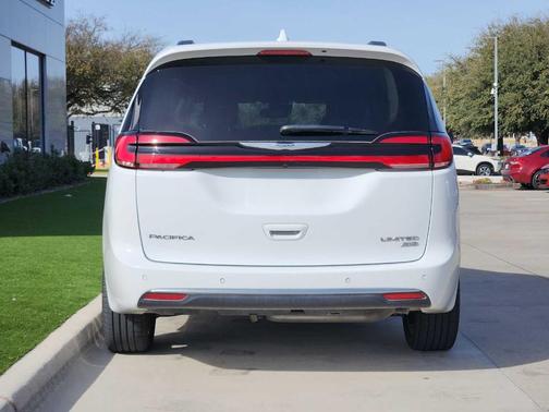 2022 Chrysler Pacifica Limited