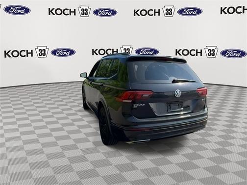 2021 Volkswagen Tiguan 2.0T SE R-LINE BLACK