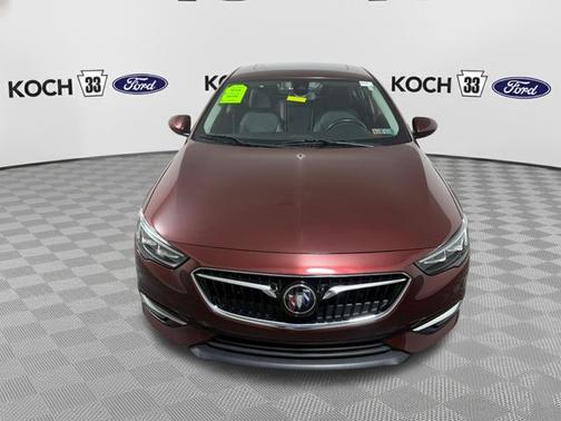 Red 2018 Buick Regal ESSENCE