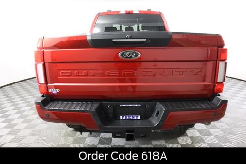 2022 Ford F-350 LARIAT SUPER DUTY