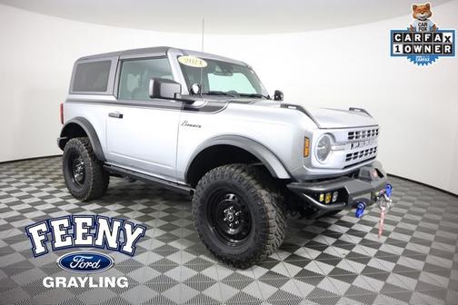 ICONIC SILVER METALLIC 2021 Ford Bronco BLACK DIAMOND