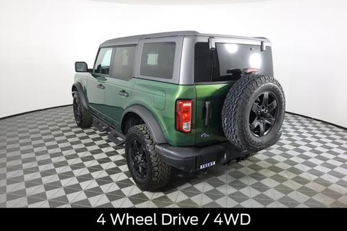 2024 Ford Bronco BLACK DIAMOND