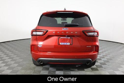 2023 Ford Escape ST-LINE ELITE