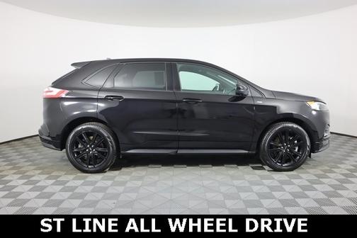 2023 Ford Edge ST LINE
