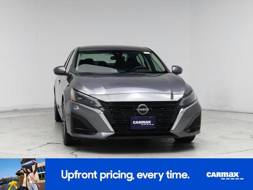 2023 Nissan Altima SV