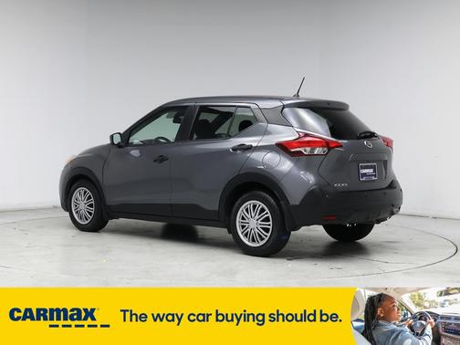 2020 Nissan Kicks S