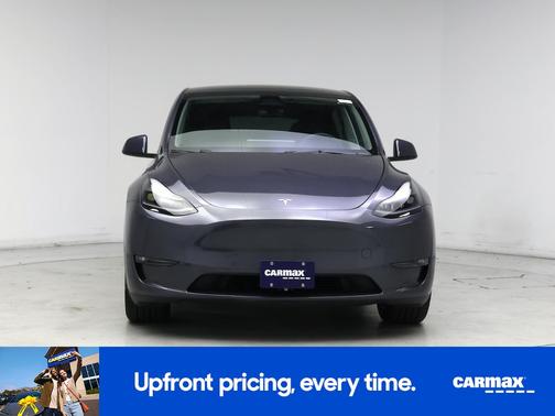 Gray 2023 Tesla Model Y Long Range