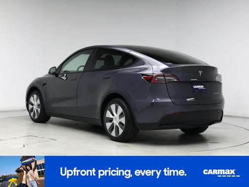 Gray 2023 Tesla Model Y Long Range