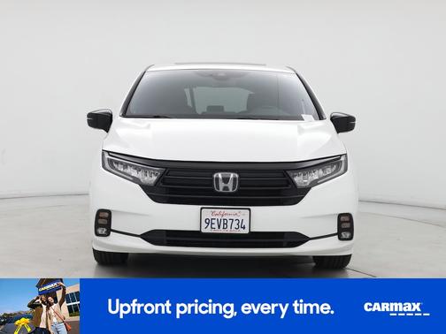 White 2023 Honda Odyssey Sport