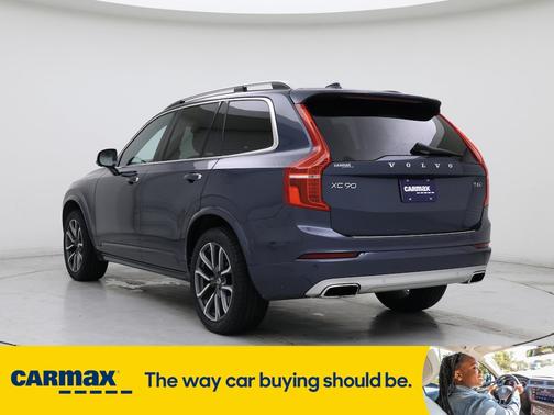 2018 Volvo XC90 T6 Momentum