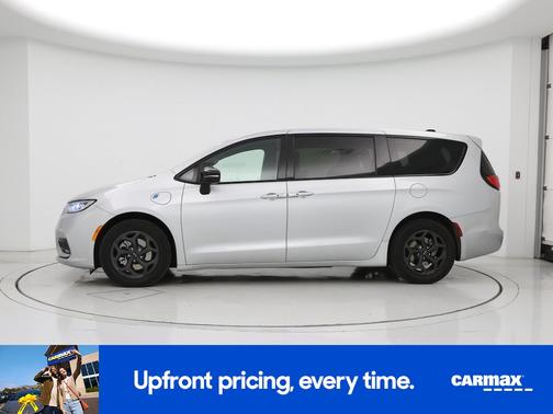 2023 Chrysler Pacifica Hybrid Limited