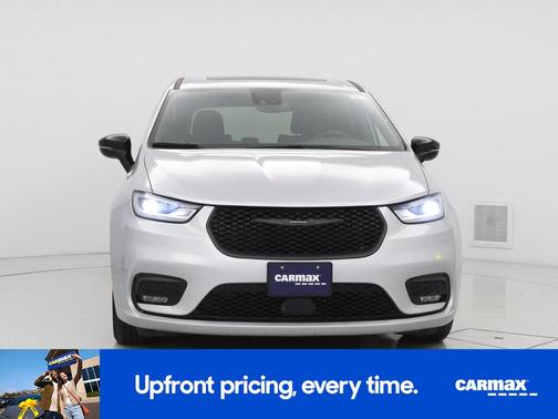 2023 Chrysler Pacifica Hybrid Limited