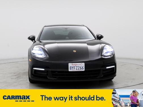 2018 Porsche Panamera 4S