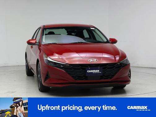 Red 2022 Hyundai ELANTRA SEL