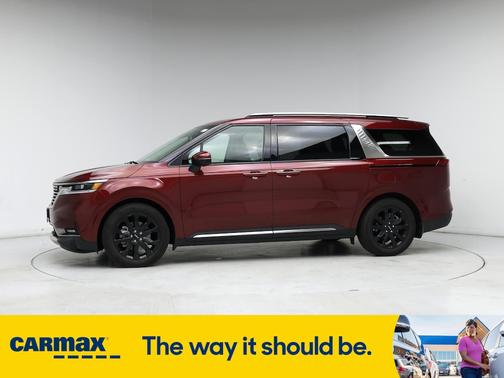2024 Kia Carnival SX