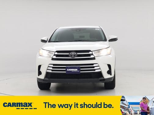 2017 Toyota Highlander LE