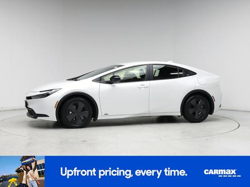 2025 Toyota Prius LE