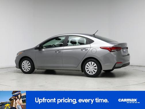 2022 Hyundai Accent SE