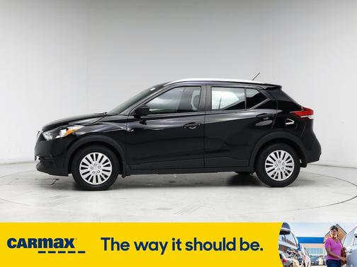 2019 Nissan Kicks S