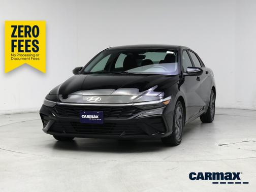 Black 2024 Hyundai ELANTRA SEL