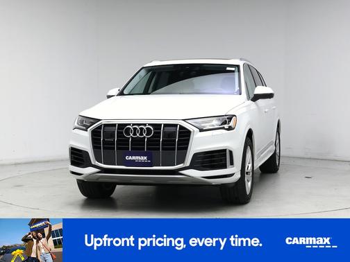 White 2022 Audi Q7 Premium Plus